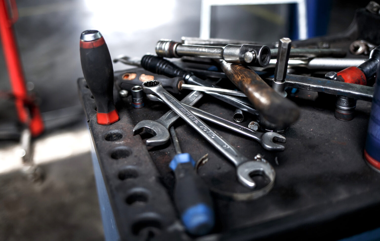 tools in car repair service